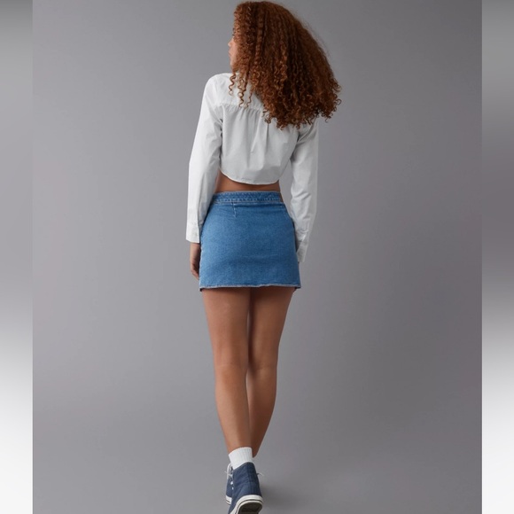 AE Next Level High-Waisted Denim Skort in medium indigo wash 12 NEW - Picture 2 of 6